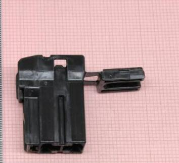 矢崎7123-4320-30 2孔護(hù)套接插件 母端板連接器 深圳現(xiàn)貨