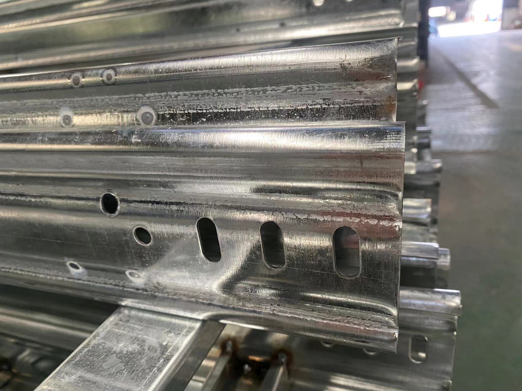 泉山生產(chǎn)橋架地址