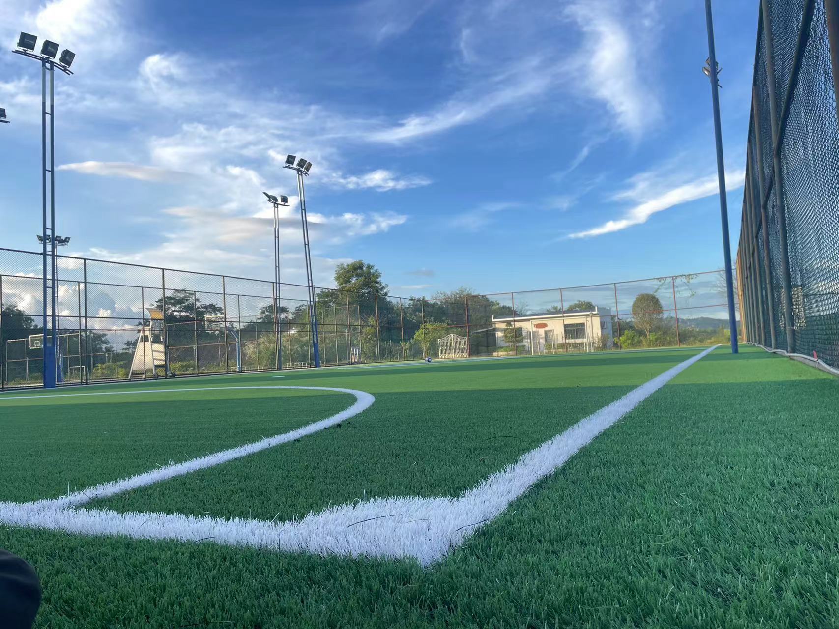 廣東全省足球場(chǎng)建設(shè),足球場(chǎng)場(chǎng)地施工