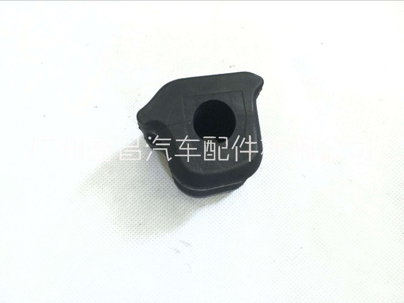 48815-12370 48815-02160 48815-42090卡羅拉前平衡桿膠